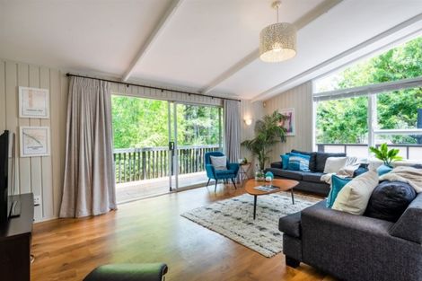 Photo of property in 98 Park Hill Road, Birkenhead, Auckland, 0626