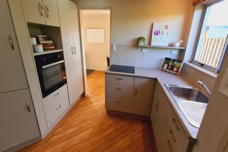 Photo of property in 1/24 Oxford Street, Taradale, Napier, 4112