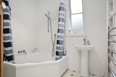 Photo of property in 990 Bank Street, Te Awamutu, 3800