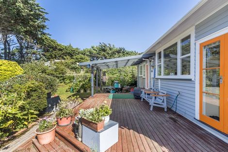 Photo of property in 56 Tannadyce Street, Strathmore Park, Wellington, 6022