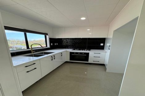 Photo of property in 46 Peverill Crescent, Papatoetoe, Auckland, 2025