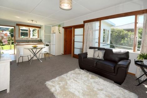 Photo of property in 14 Beaumaris Street, Outram, 9019