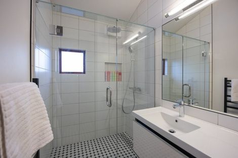 Photo of property in 45 The Strand, Fitzherbert, Palmerston North, 4410