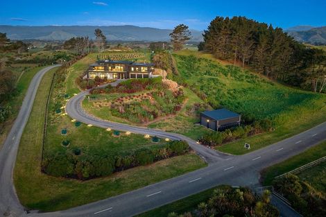 Photo of property in 80 Harakeke Road, Te Horo, Otaki, 5581