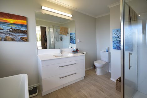 Photo of property in 37 Oak Ridge Drive, Te Awamutu, 3800