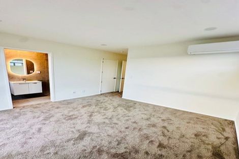 Photo of property in 57b Te Taruna Drive, Wainui, 0932