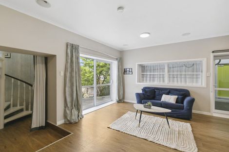 Photo of property in 21 Mclellan Street, Tawa, Wellington, 5028