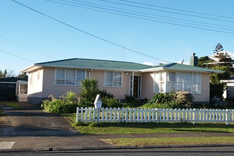 Photo of property in 13 James Street, Mangere East, Auckland, 2024