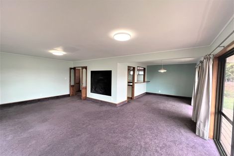 Photo of property in 2/33 West Coast Road, Glen Eden, Auckland, 0602