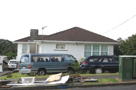 Photo of property in 33 Beaubank Road, Kelston, Auckland, 0602