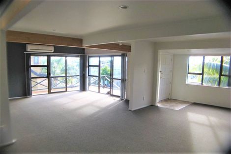 Photo of property in 32 Penzance Road, Mairangi Bay, Auckland, 0630