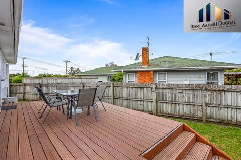 Photo of property in 1c Kuaka Place, New Lynn, Auckland, 0600