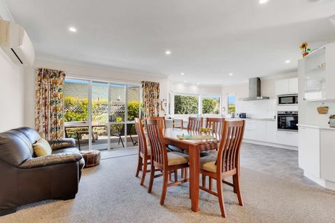 Photo of property in 33 Carter Drive, Pomare, Rotorua, 3015