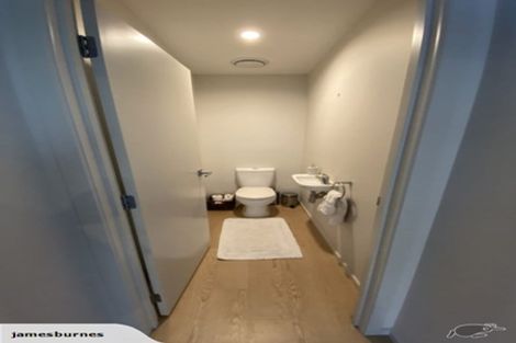 Photo of property in 7 Onslow Road, Lake Hayes, Queenstown, 9304