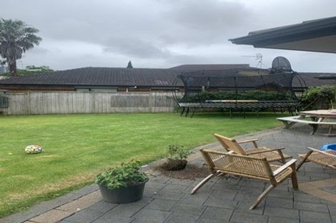 Photo of property in 11 Dalcross Drive, Flat Bush, Auckland, 2016