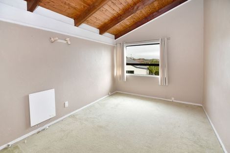 Photo of property in 11 Albert Hall Drive, Red Beach, 0932