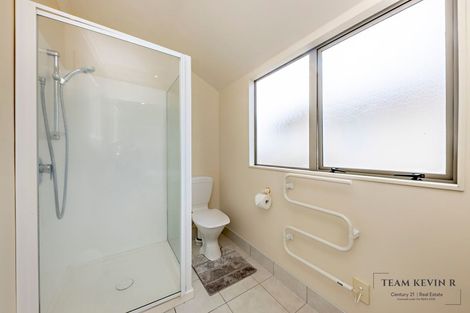 Photo of property in 47d Redoubt Road, Goodwood Heights, Auckland, 2105