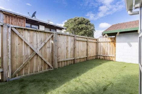 Photo of property in 1/45 The Avenue, Lynfield, Auckland, 1042