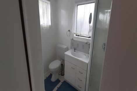 Photo of property in 18 Sorrel Crescent, Bucklands Beach, Auckland, 2012