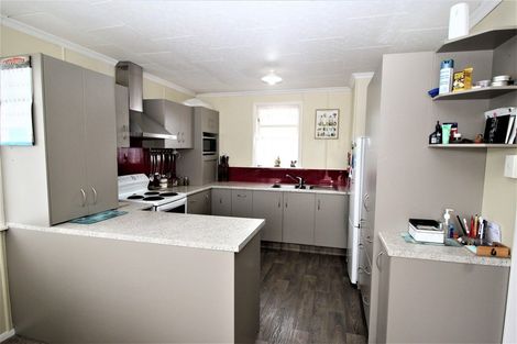 Photo of property in 69 Burgoyne Street, Woodville, 4920