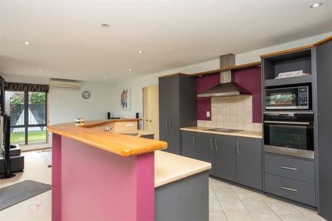 Photo of property in 9 Fendalton Drive, Rototuna, Hamilton, 3210