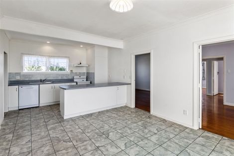 Photo of property in 46 Mako Mako Road, Levin, 5510