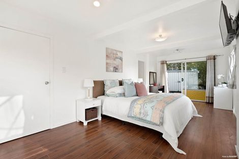 Photo of property in 49 Tiverton Road, Avondale, Auckland, 0600