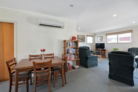 Photo of property in 28 Evesham Crescent, Spreydon, Christchurch, 8024