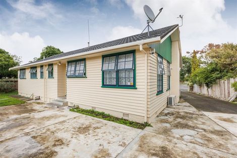 Photo of property in 12 Motuoapa Place, Kelvin Grove, Palmerston North, 4414