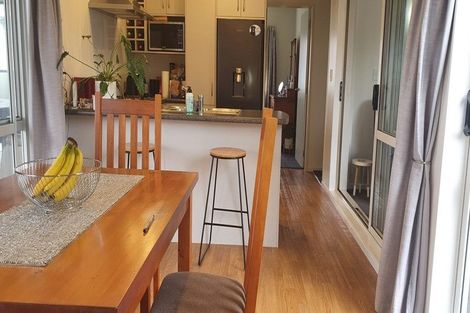 Photo of property in 81a Percy Kinsman Crescent, Riverstone Terraces, Upper Hutt, 5018