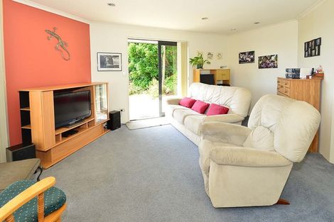 Photo of property in 10 Careen Grove, Gulf Harbour, Whangaparaoa, 0930