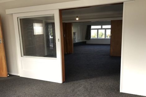 Photo of property in 33 Estuary Road, Weymouth, Auckland, 2103