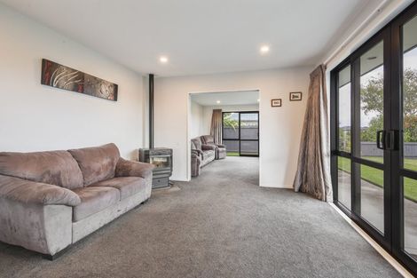 Photo of property in 16 Sandy Avenue, New Brighton, Christchurch, 8083