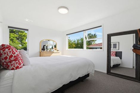 Photo of property in 5 Hetherington Road, Ranui, Auckland, 0612