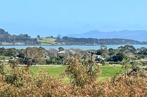 Photo of property in 121 Wallace Road, Mangere Bridge, Auckland, 2022