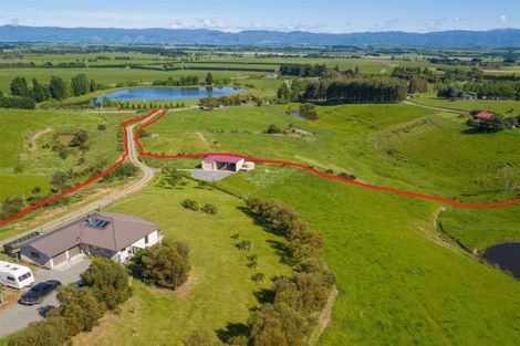 Photo of property in 89 Sutherland Drive, Martinborough, 5781