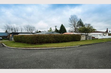 Photo of property in 5 Martin Place, Ohakune, 4625