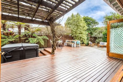 Photo of property in 28 Massey Crescent, St Albans, Christchurch, 8014