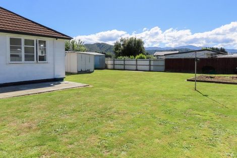 Photo of property in 4 Plaskett Street, Reefton, 7830