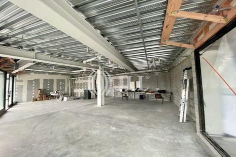 Photo of property in 86f Kervil Avenue, Te Atatu Peninsula, Auckland, 0610