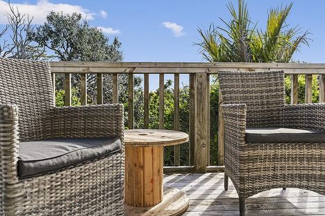 Photo of property in 150 Waiheke Road, Waiheke Island, 1971