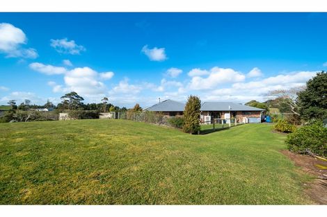 Photo of property in 173 Anzac Road, Waitakere, Auckland, 0816