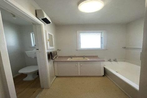 Photo of property in 8 Hounslow Street, Ilam, Christchurch, 8041