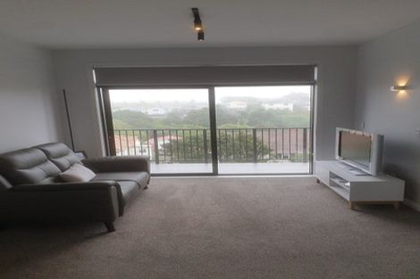 Photo of property in 11/2 Hindmarsh Street, Johnsonville, Wellington, 6037