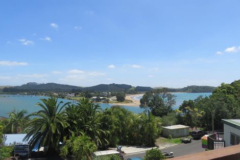 Photo of property in 13 Bush Point Road, Cable Bay, 0420