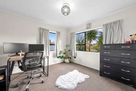 Photo of property in 31 Kellett Road, Ranui, Auckland, 0612