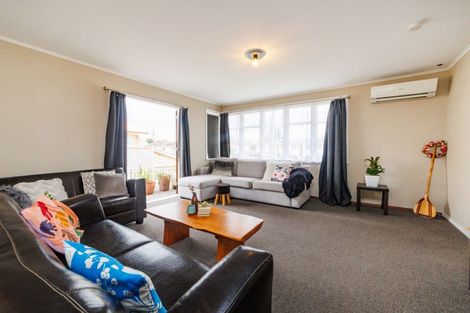 Photo of property in 32 Taylor Avenue, Feilding, 4702
