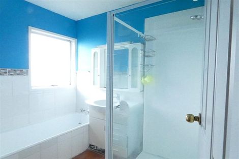 Photo of property in 38 Alabaster Drive, Papatoetoe, Auckland, 2025