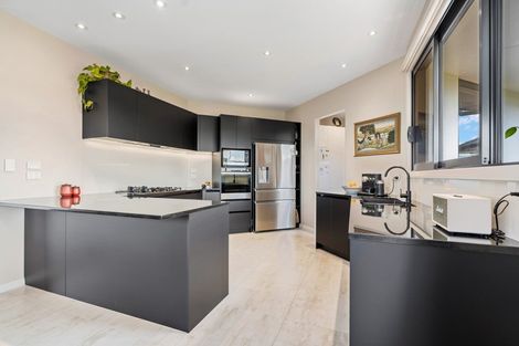 Photo of property in 24 Heartstone Place, Te Kamo, Kamo, 0185