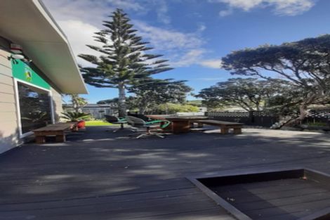 Photo of property in 32 Sea Vista Drive, Pukerua Bay, 5026